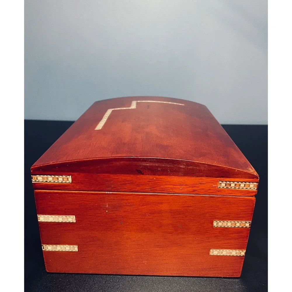 Wood Jewelry Box‎ 10